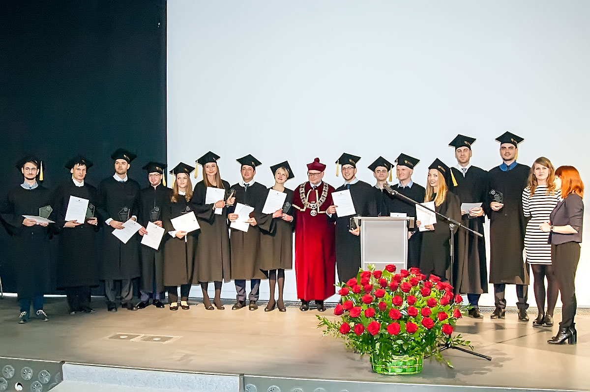 Absolwentówka lekarzy 11