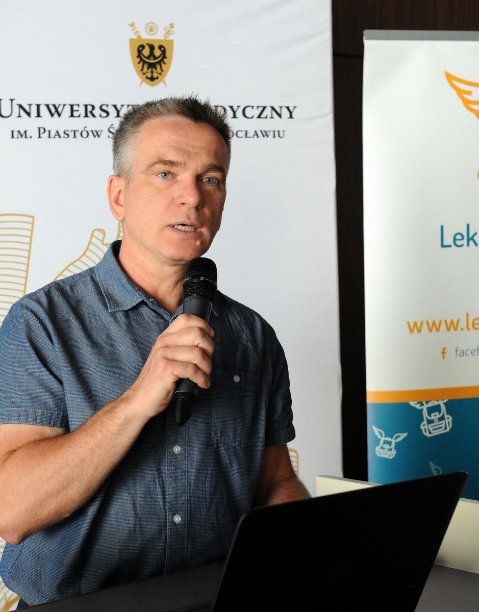 dr Krzysztof Aleksandrowicz