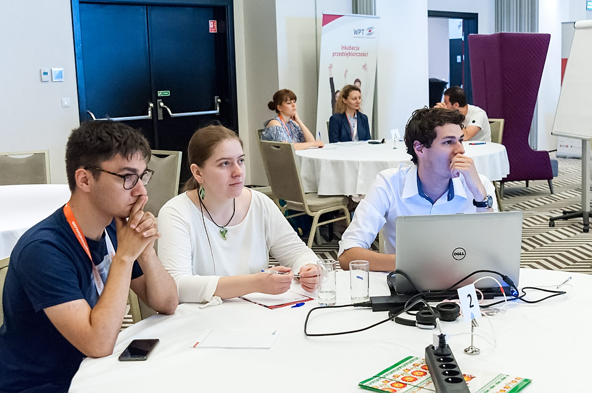 Uczestnicy Hackathonu