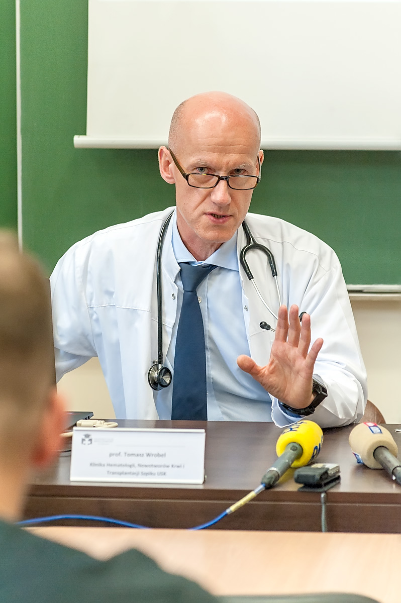 Prof. Tomasz Wróbel