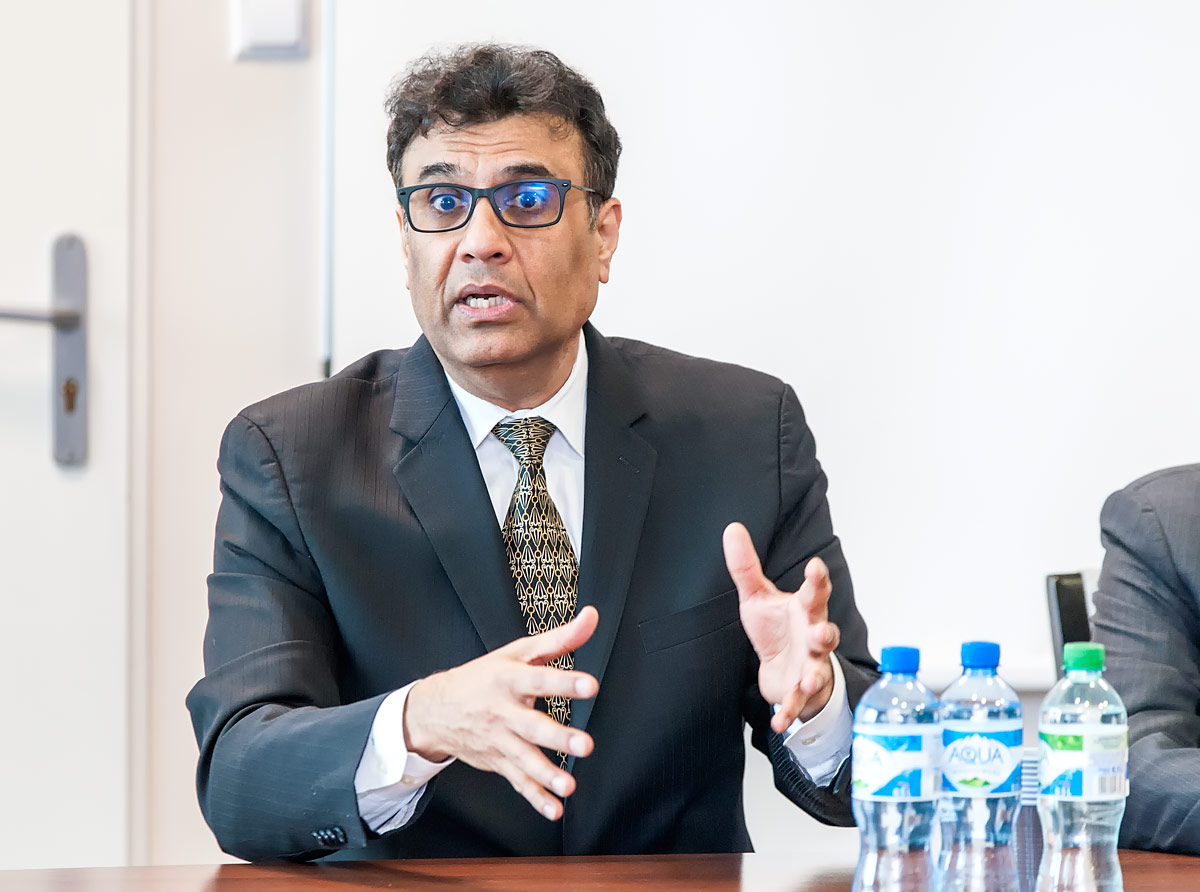 Prof. Mandeep Mehra w USK