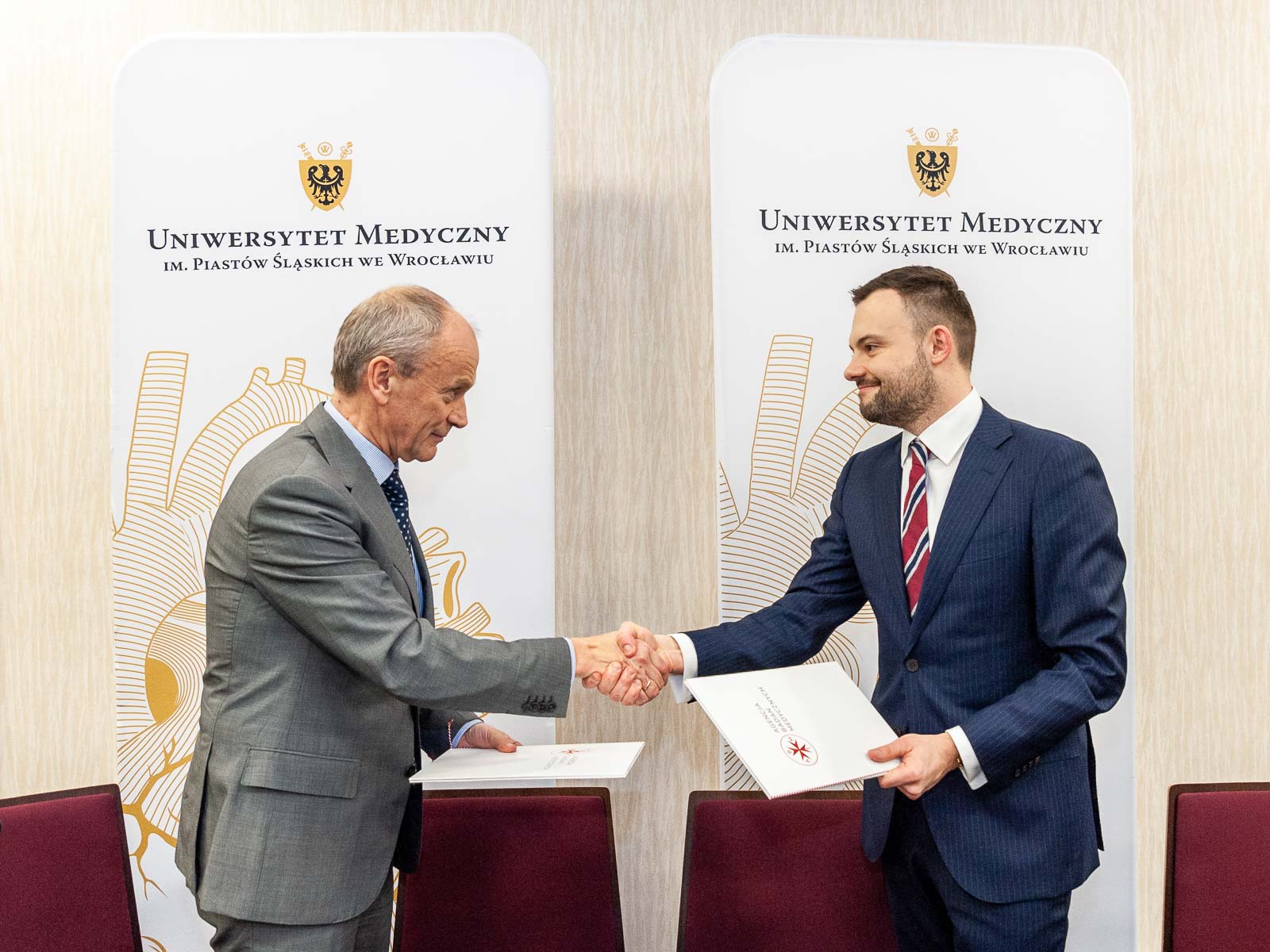 prof. Piotr Ponikowski, dr Radosław Sierpiński umedwroc