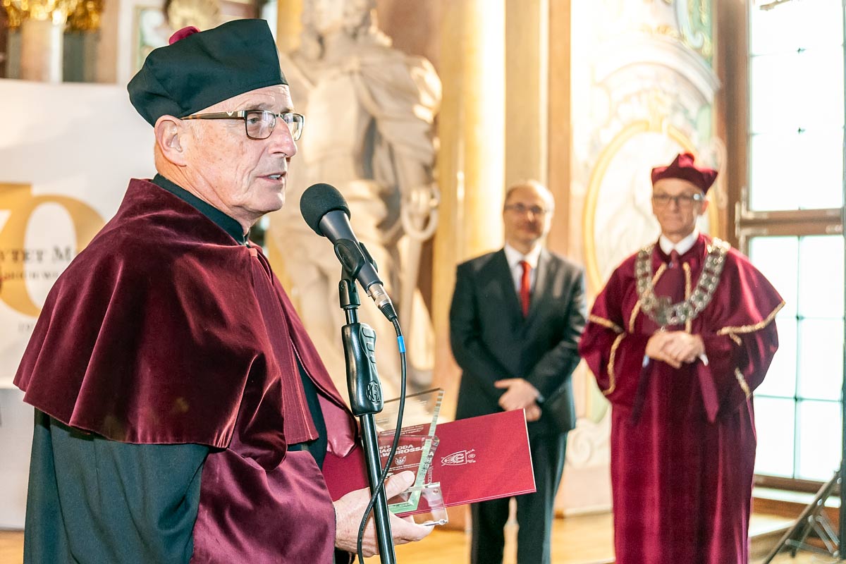 Prof. Dariusz Patrzałek Nagrody im. Brossa umedwroc