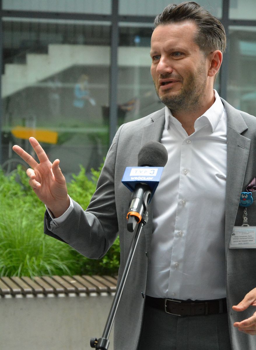 Prof. Krzysztof Kałwak umedwroc
