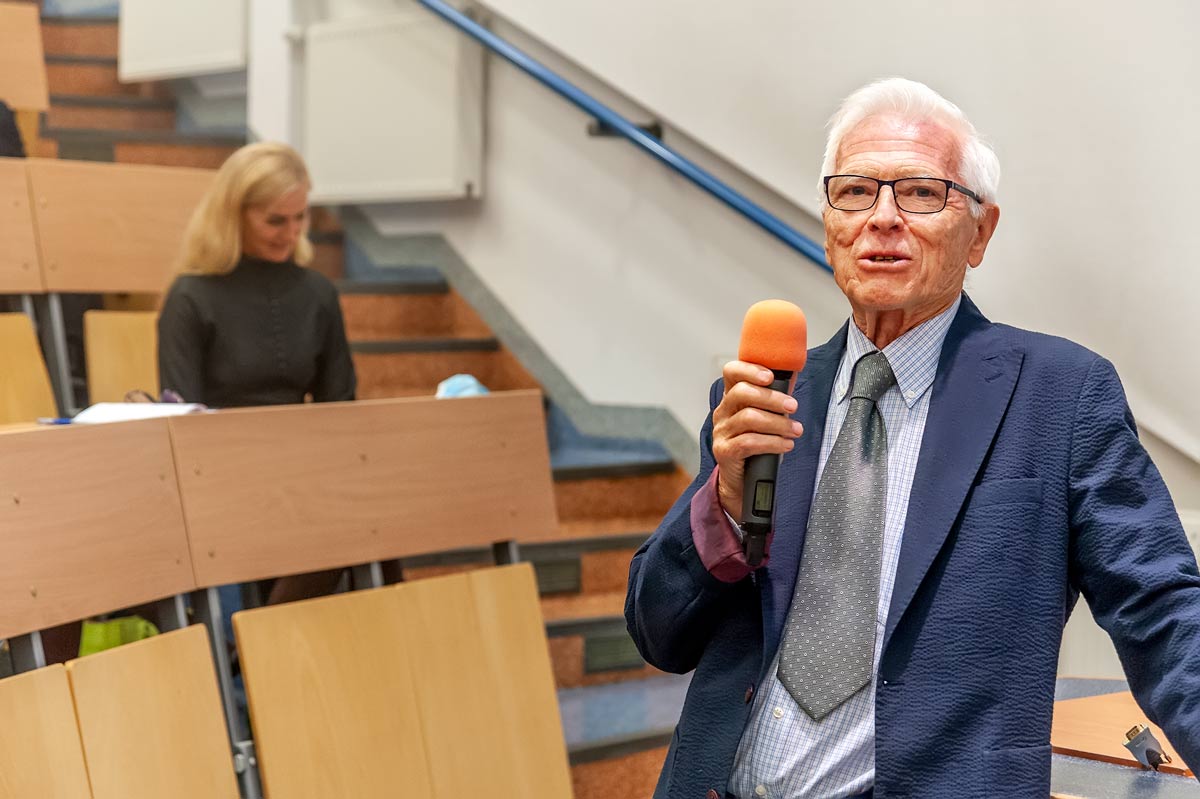 Prof. K. Moroń