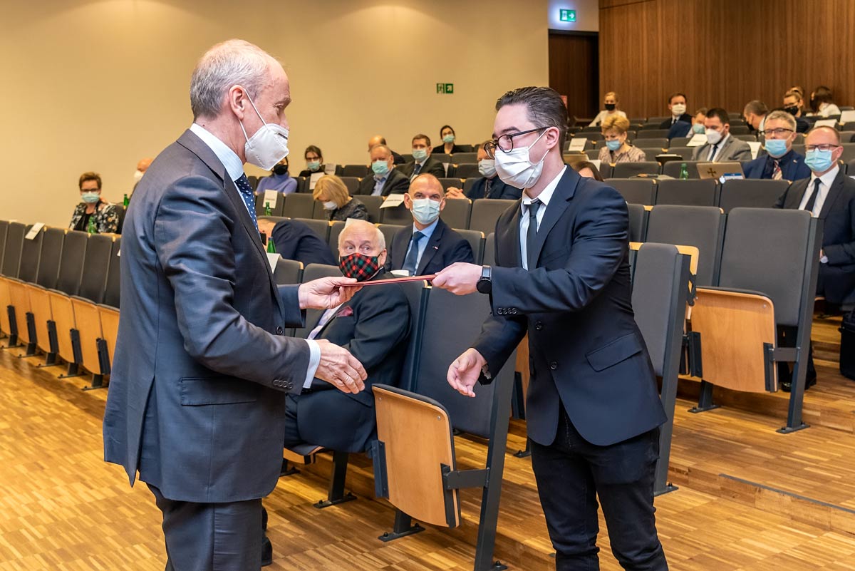 Lek. dent. Amadeusz Kuźniarski