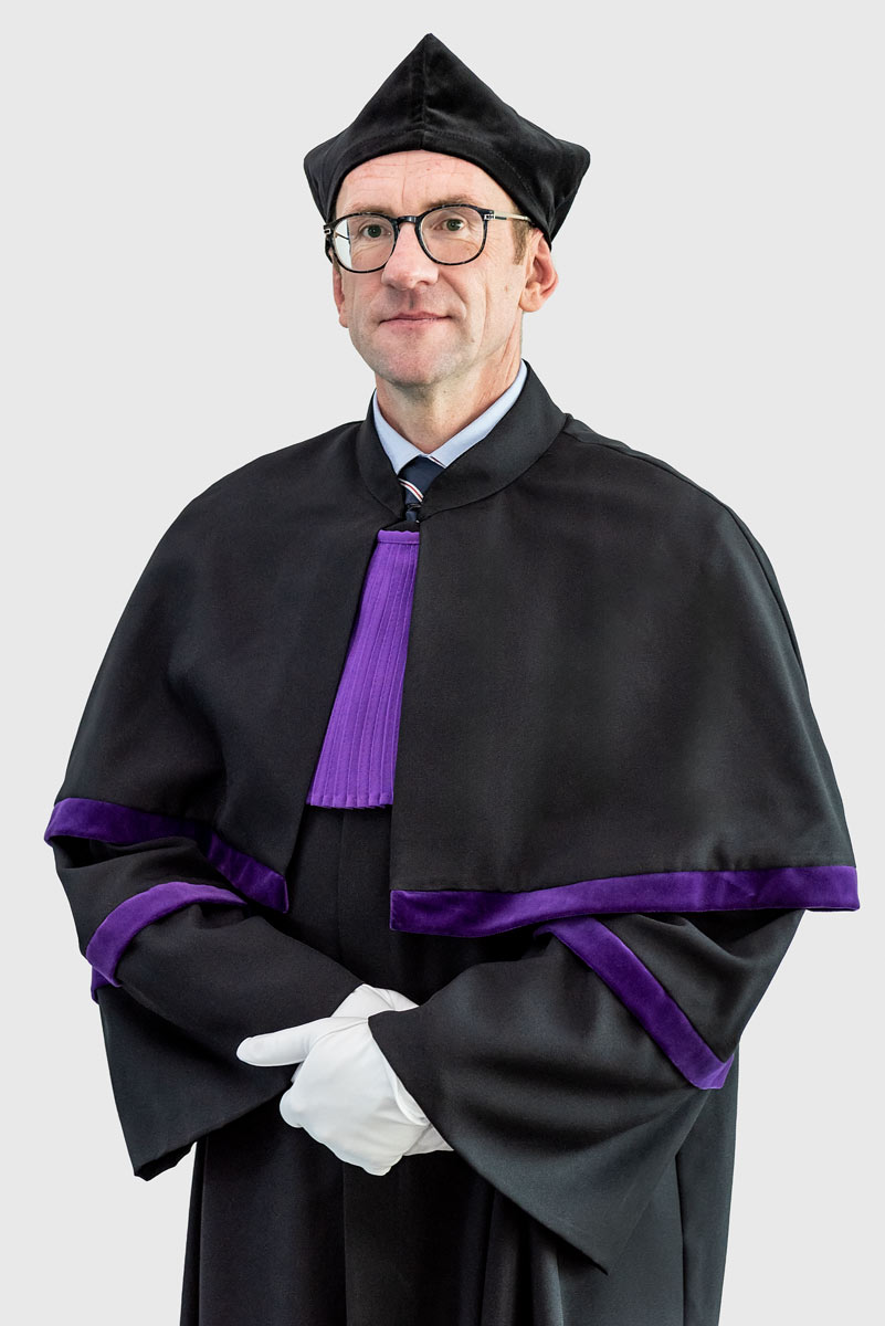 dr hab. Piotr Świątek