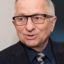2._klnf_ii_edycja_prof._janusz_pluta.jpg