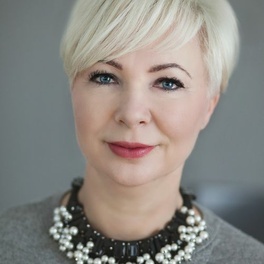 Izabella Uchmanowicz.jpg