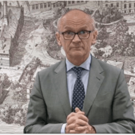 Screenshot_2020-07-17 Uniwersytet Medyczny im Piastów Śląskich we Wrocławiu - Filmy.png