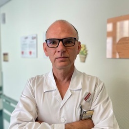 prof. Tomasz_Zatonski mini.jpg