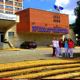 zdjęcia z praktyk studentek-001.jpg