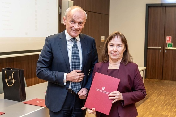 Prof. D.Diakowska