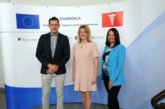 EMDOLA-sscianka z Prof.MD i jm.jpg