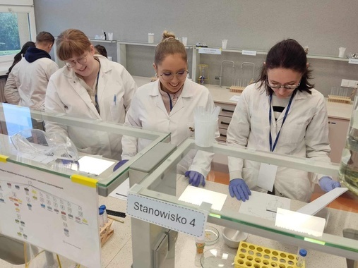 441573457_996579462471527_1366893210707009921_n (3).jpg