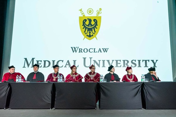 absolw włądze.jpg
