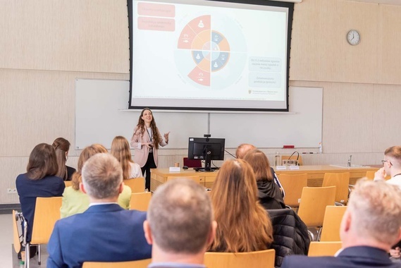 dr Alicja Basiak-Rasała .jpg