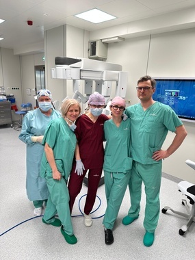 dr hab. Julia Rudno-Rudzińska z zespołem.JPG