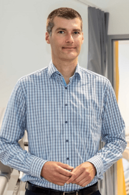 Artur Owczarek.png