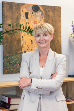 Iwona Bil-Lula.png
