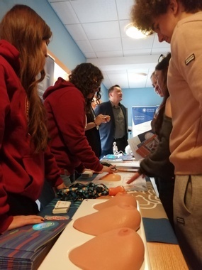 14lo_01.12.2025_prezentacje uczelni (6) (002).jpg