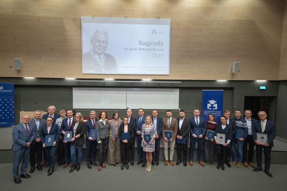 Nagrody i wyróżnienia im prof Brossa 25-01.jpg