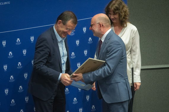 Nagrody i wyróżnienia im prof Brossa 25-03.jpg