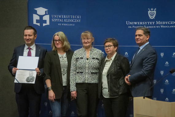 Nagrody i wyróżnienia im prof Brossa 25-11.jpg