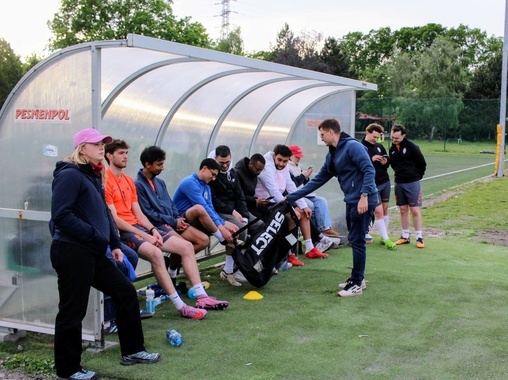 26-05-18_12-58-19-016.jpg